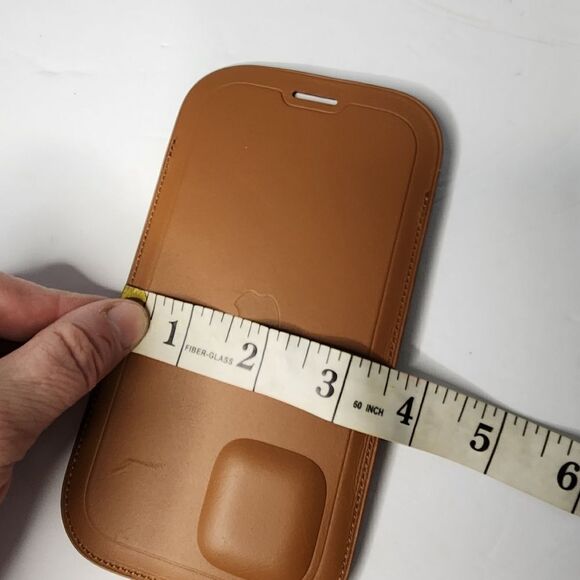 This is an Original Apple Leather sleeve with Magsafe designed to fit the iPhone - Picture 4 of 6